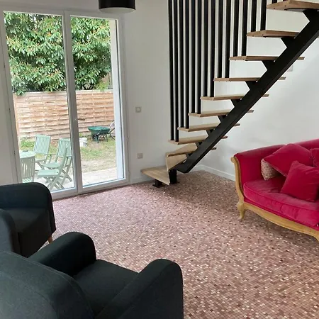 Tres Proche De La * 卡布尔